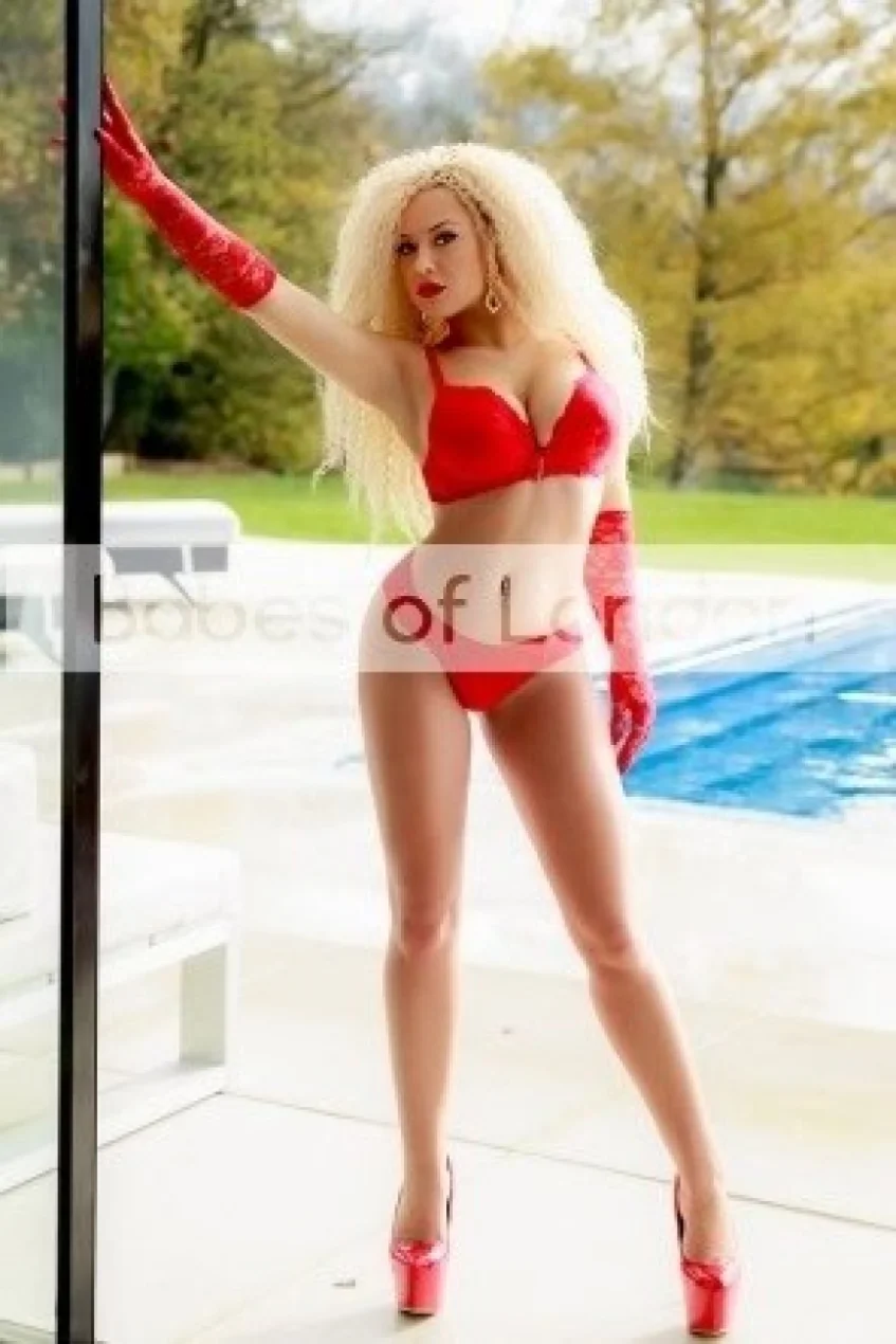 Escorts really do know how to shop