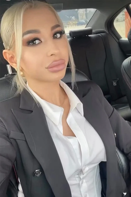 Ariadna - Selfie 1
