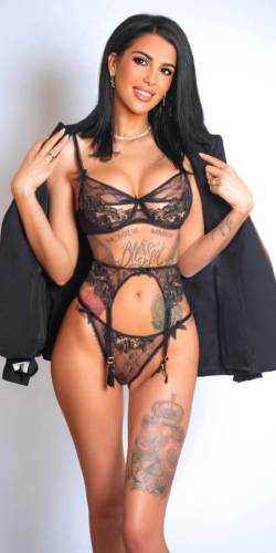 Busty Escort in Baker Street Lorena