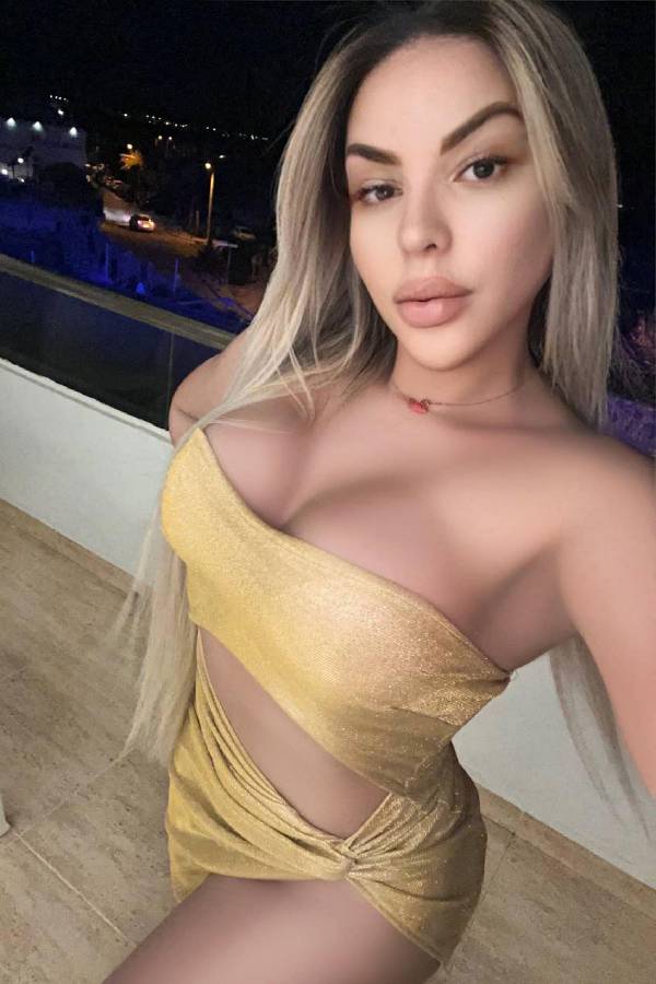 Busty London Escort Generosa