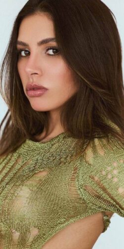 Cute Escort in London Fabra