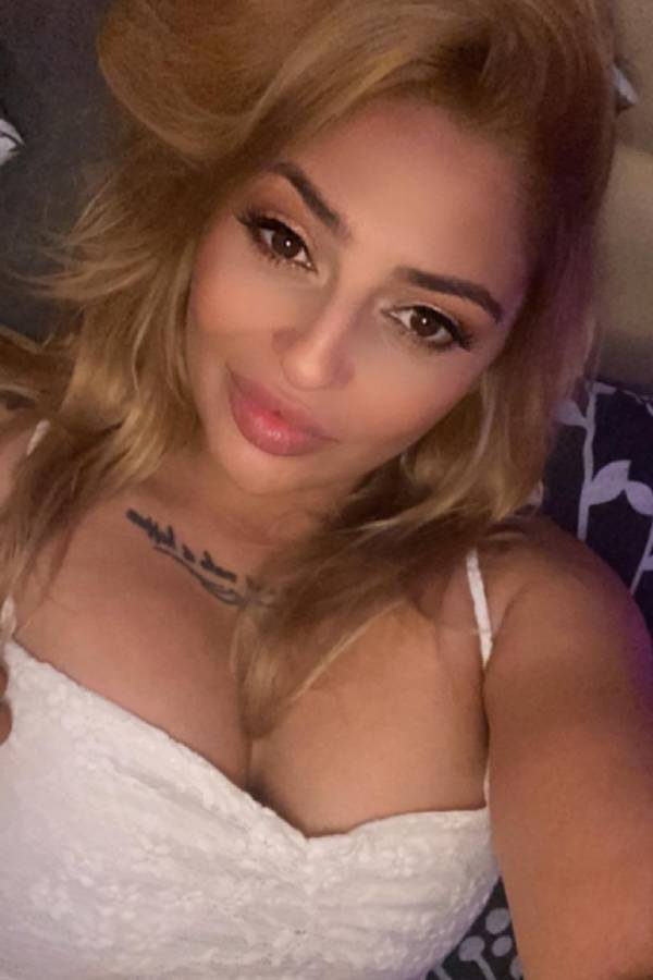 Friendly London Escort Seda