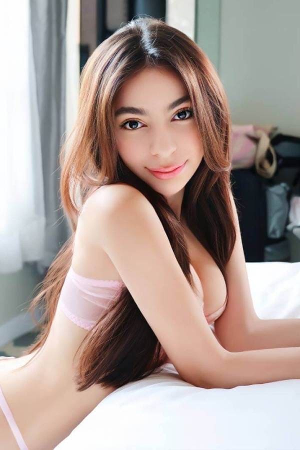 Brunette London Escort Girl In Kensington Lenta