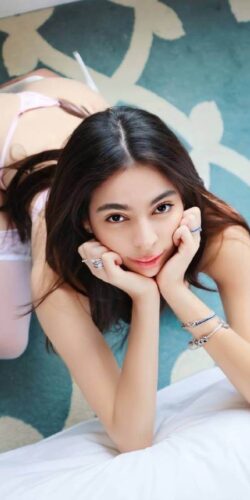 Cute London Escort Lenta